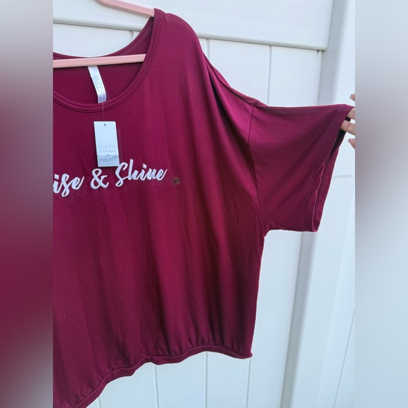 Cacique Burgundy 'Rise & Shine' Short Sleeve Sleep Shirt. Size 26/28. NWT. - Picture 4 of 7